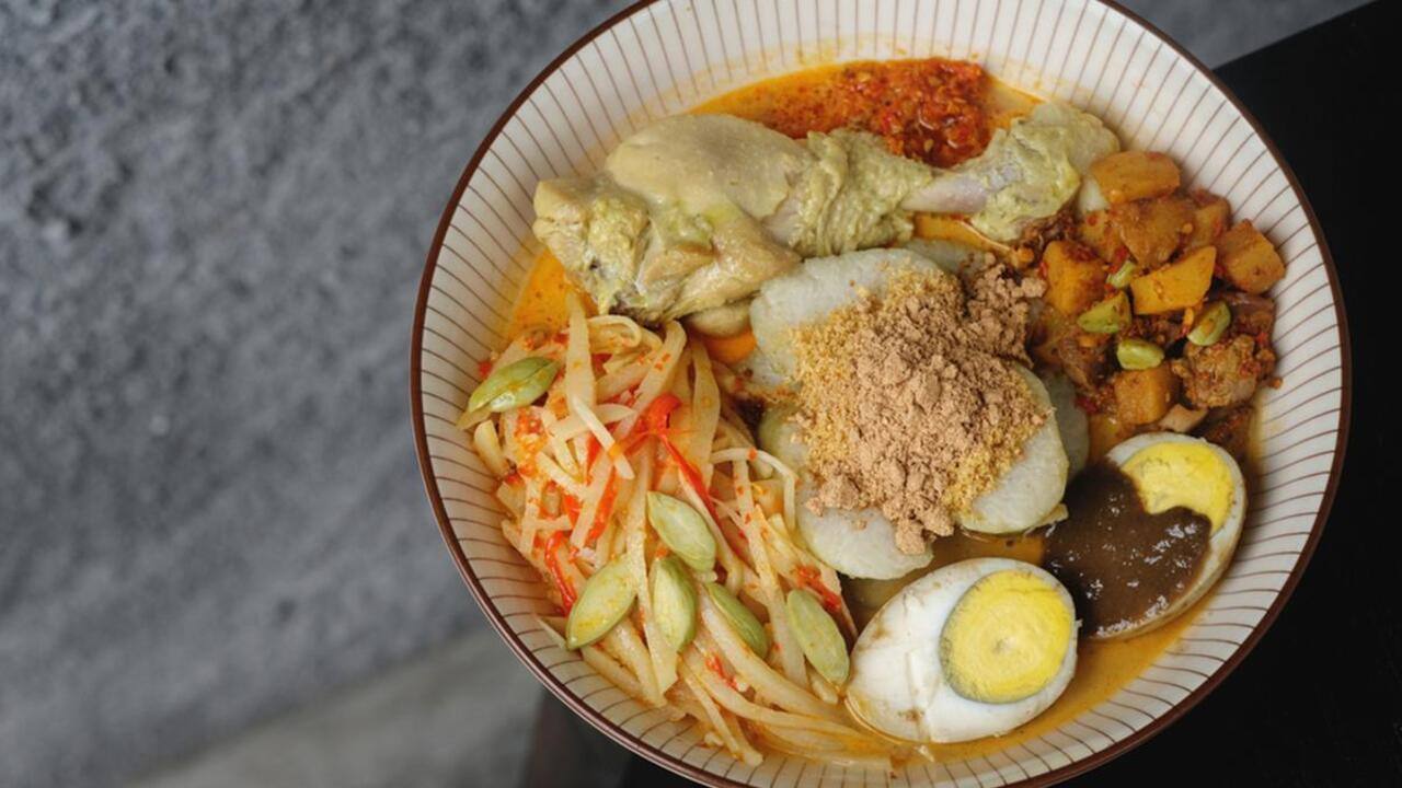 Lontong Cap Go Meh : Kuliner Tradisional yang Menyatukan Budaya dan Rasa