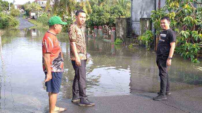 Pj Bupati Tinjau Lokasi Banjir di Jalan Pancur