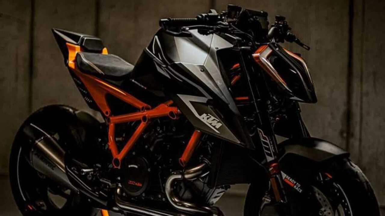 KTM 1390 Super Duke RR Siap Mengamuk? Hypernaked Paling Ekstrem Dirumorkan Rilis 2026