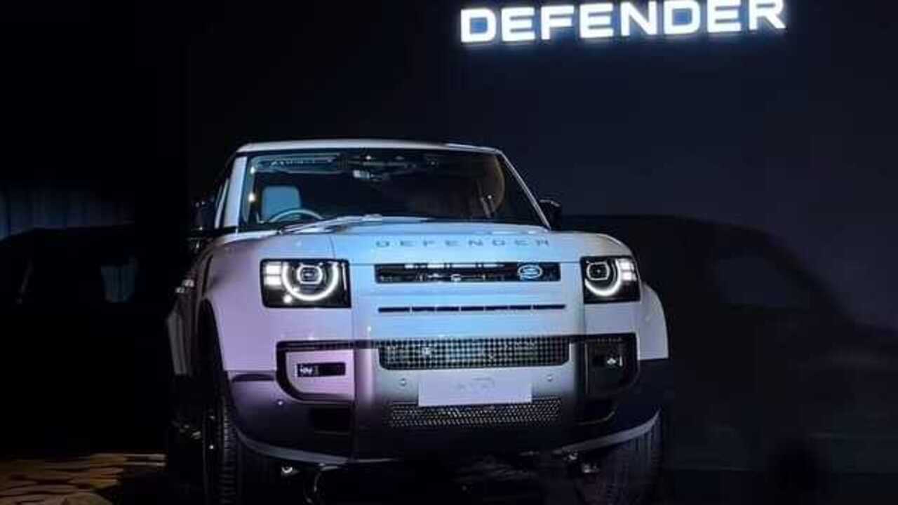 Land Rover Defender MY26 Resmi Meluncur, Harga Mulai Rp 3,6 Miliar