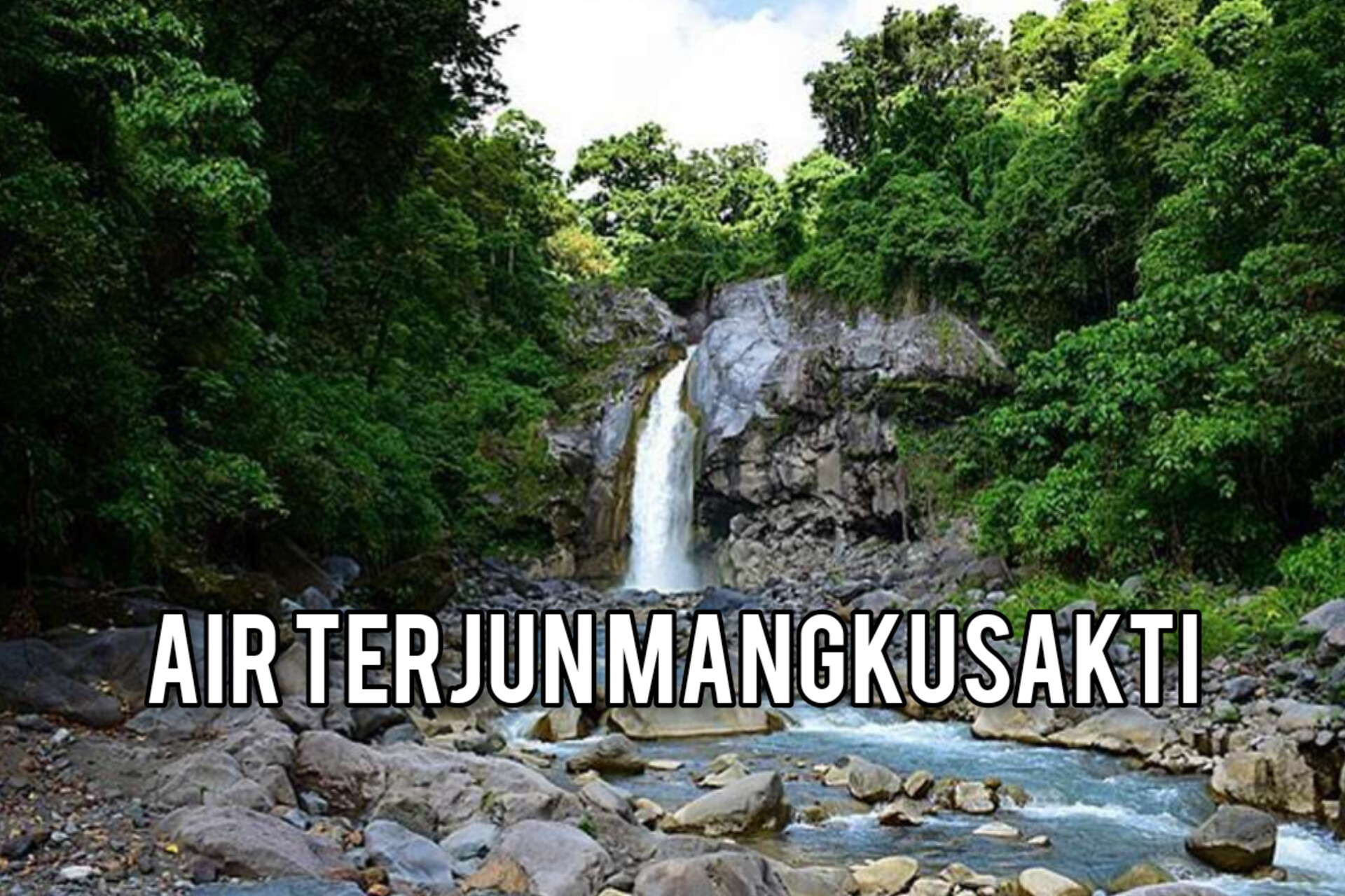 Keindahan Tersembunyi di Hutan Sembalun: Air Terjun Mangkusakti, Oase Biru di Tengah Gunung Rinjani