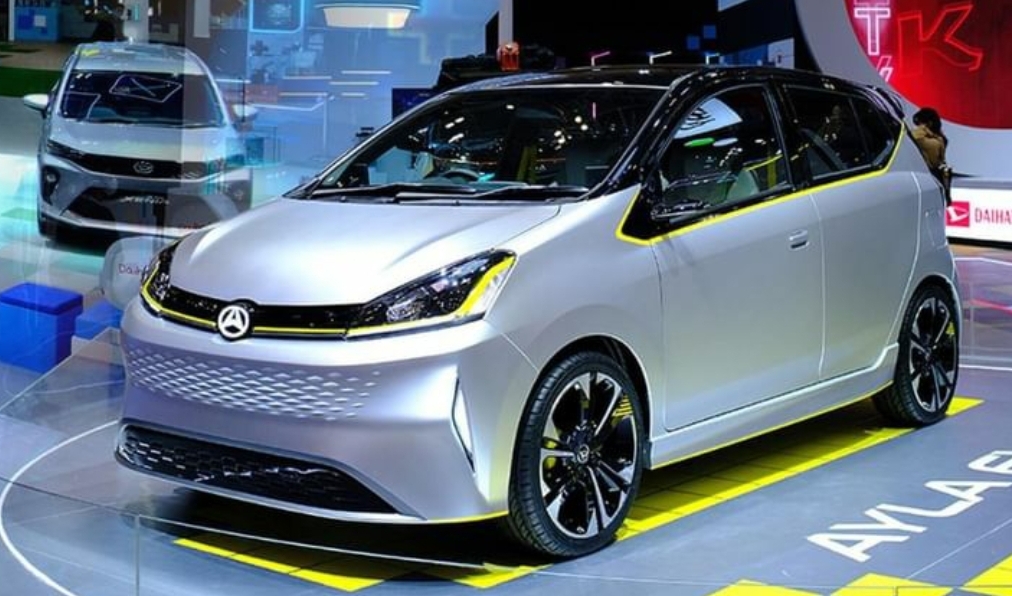 Tak Mau Kalah, Daihatsu Segera Luncurkan Mobil Listrik  Ayla EV Dalam Waktu Dekat
