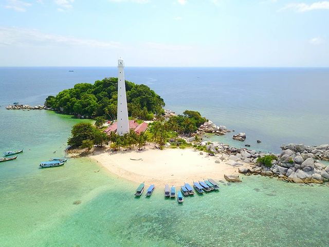 Pesona Pulau Lengkuas di Belitung: Nikmati Tiga Pengalaman Seru, Lepas Penat Sambut Tahun Baru