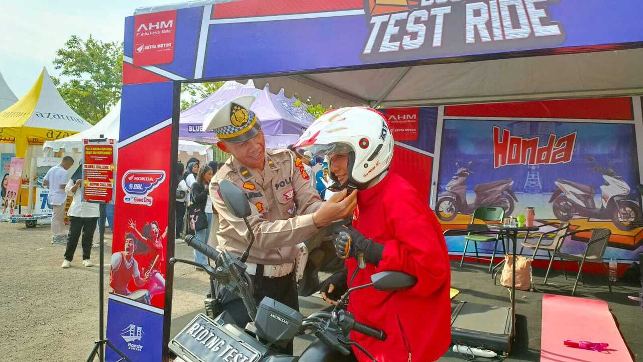 Lindungi Kepala, Selamatkan Nyawa: Simak 5 Tips #Cari_Aman dari Astra Motor Sumsel