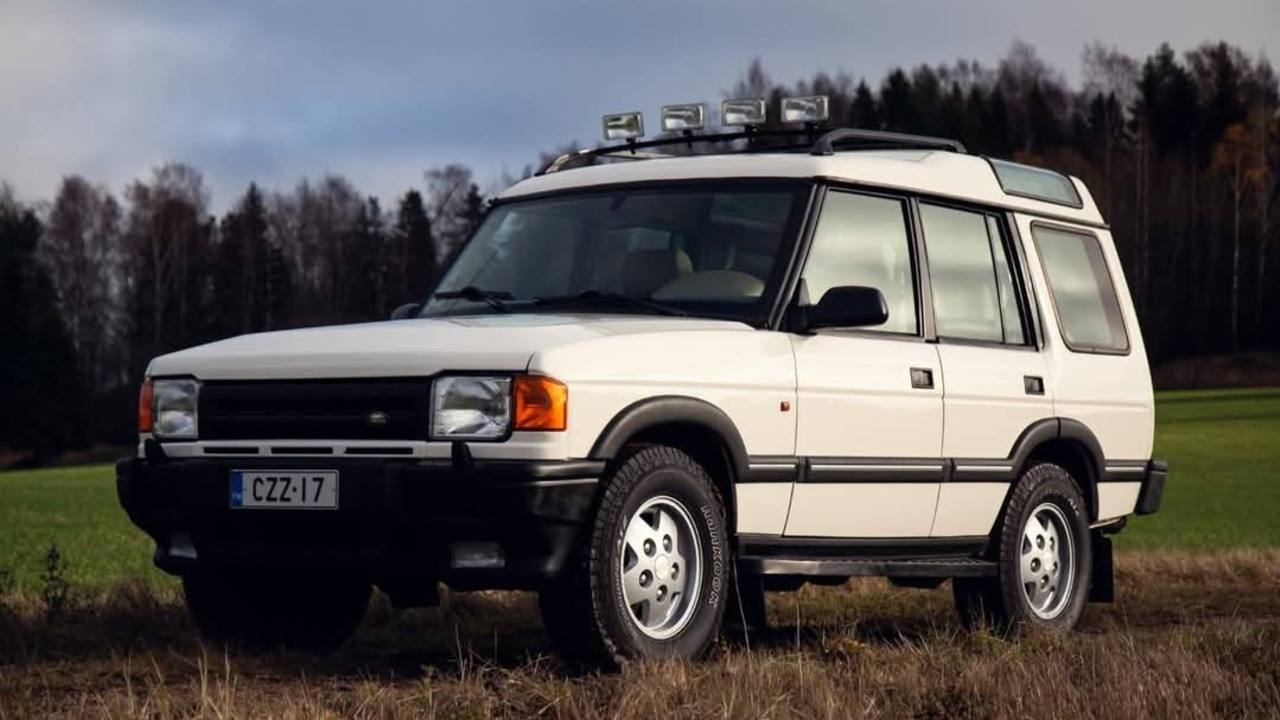 SUV Klasik yang Tak Lekang oleh Waktu Ini Kehebatan Land Rover Discovery 1997.