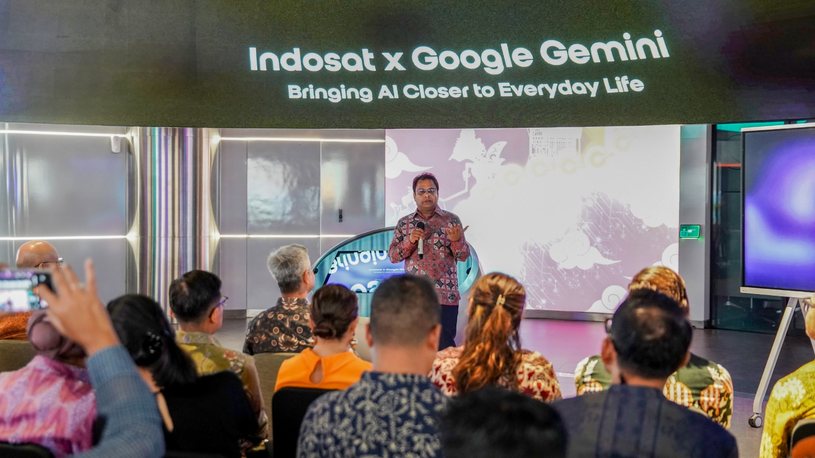 Pelanggan IM3 dan Tri Kini Bisa Akses Google Gemini. Bikin Tugas, Kerja, hingga Ngonten Jadi Lebih Mudah