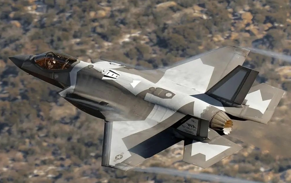 Perjalanan Sulit Arab Saudi: Persyaratan Hubungan dengan Israel untuk Memperoleh F-35