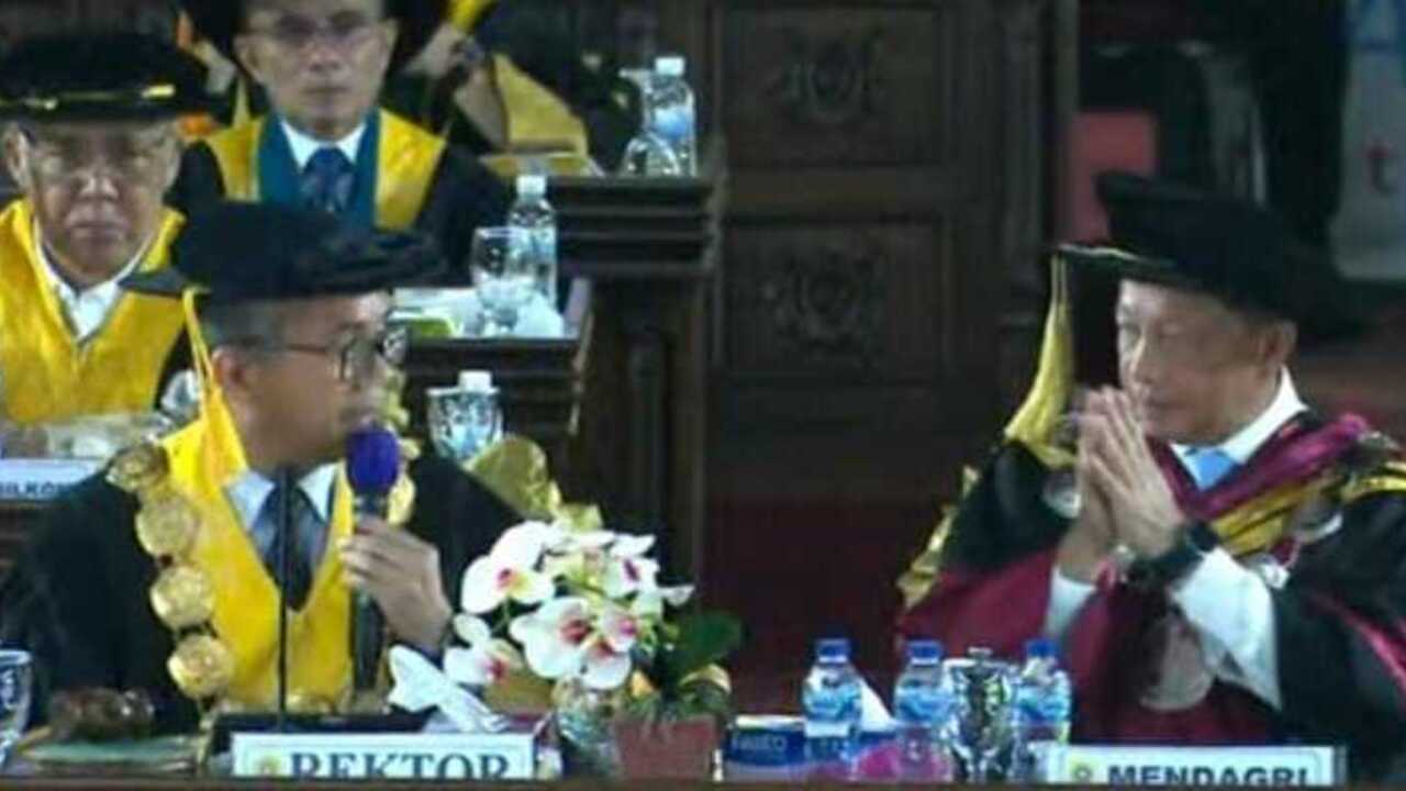 Mendagri Tito Karnavian Sampaikan Orasi Ilmiah di Dies Natalis ke-65 Unsri