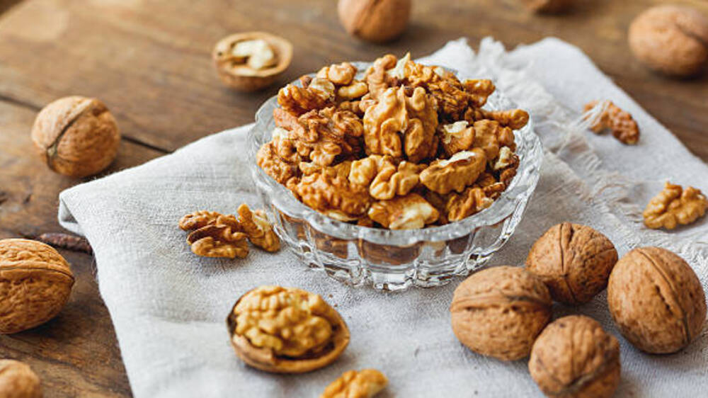 Walnut: Kekayaan Omega-3 untuk Kesehatan Otak dan Jantung