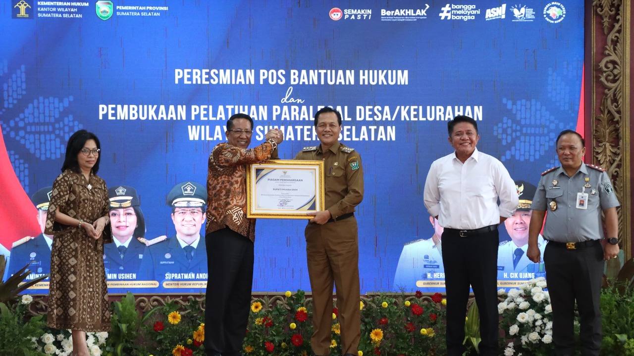 Muara Enim Raih PenghargaanTercepat Bentuk Posbankum se-Sumsel