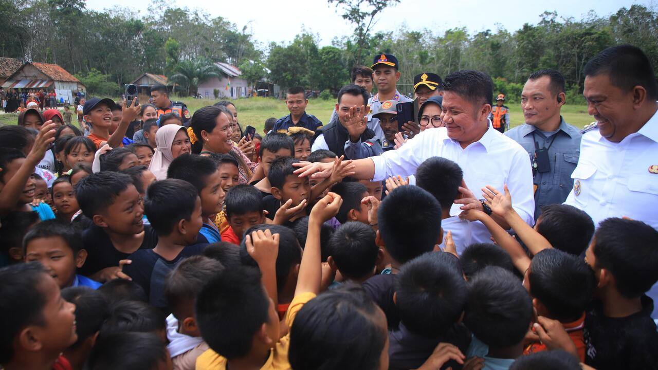 Pemprov Sumsel dan PLN Tuntaskan Harapan Warga PALI Akan Listrik Stabil Melalui Jaringan Baru Penyulang Kapal