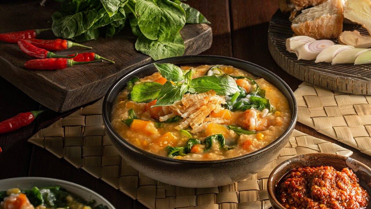 Bubur Manado Tinutuan : Warisan Kuliner Nusantara yang Menggugah Selera