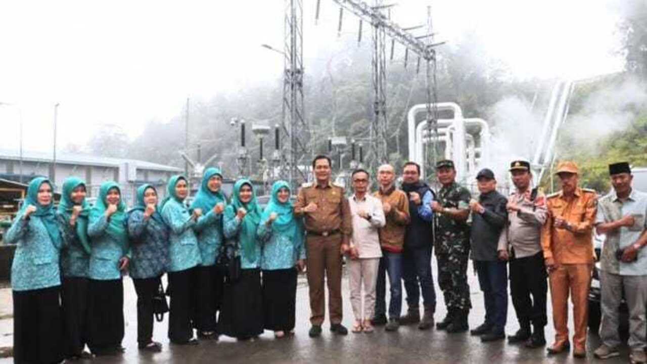 Bupati Edison Minta PT SERD Beri Listrik Gratis ke Warga