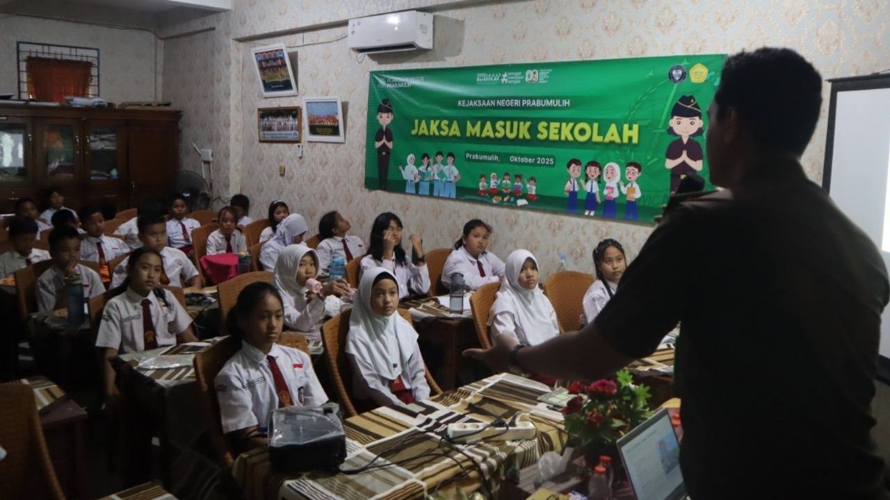 Kejari Prabumulih Gencar Jalankan Program Jaksa Masuk Sekolah, Tanamkan Kesadaran Hukum Sejak Dini