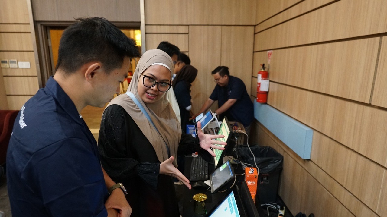 Fenomena ‘Lipstick Effect’ Melanda Palembang: Kenapa Warga Makin Hobi Jajan Kuliner?