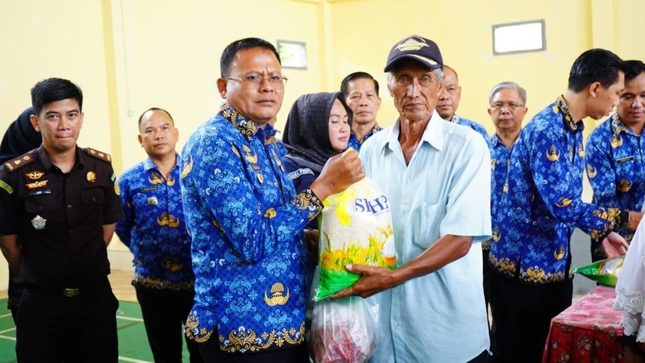 Gerakan Pangan Murah di Sukaraja, Pemkot Prabumulih Bantu Warga Dapatkan Sembako Harga Terjangkau