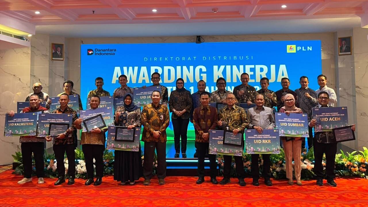 Konsisten Terapkan Budaya K3, PLN UID S2JB Sabet Penghargaan Zero Accident 