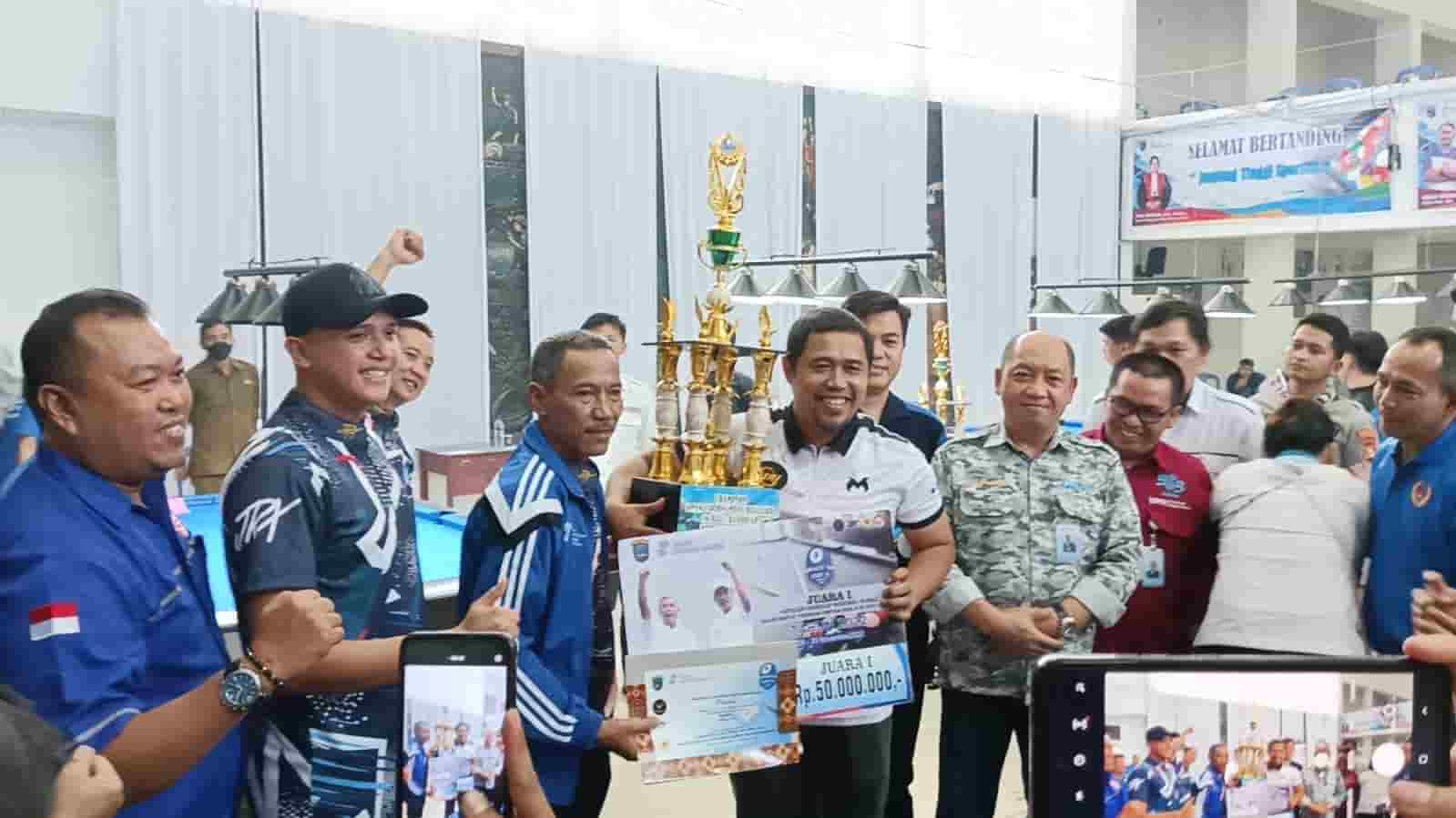 Bewi Simanjuntak Juarai Open Tournamen Billiard di OKI, Ini Jumlah Uang yang Dibawa Pulang...