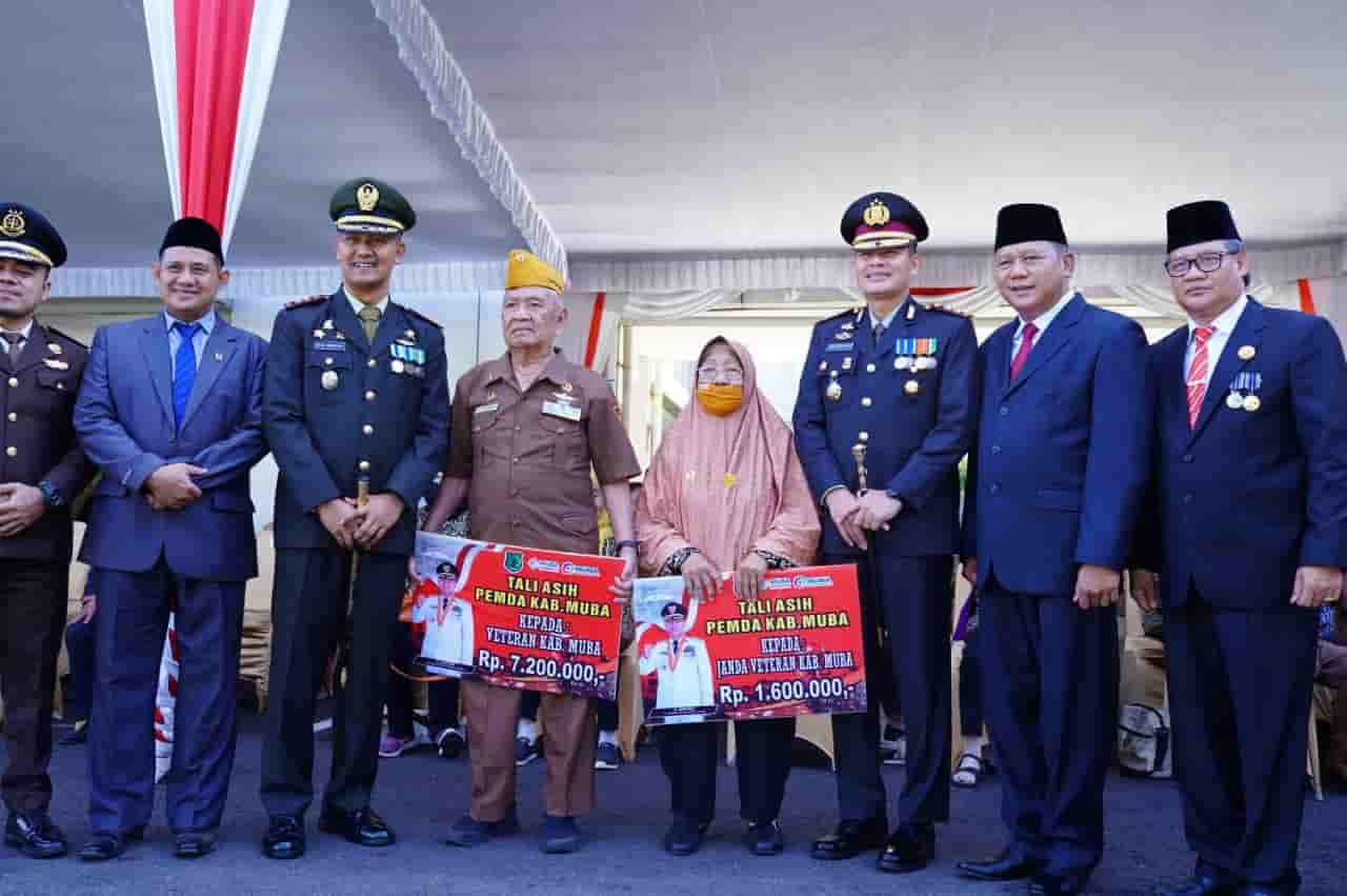 Peringati Hari Pahlawan ke-77, Pemkab Muba Berikan Bantuan kepada LVRI