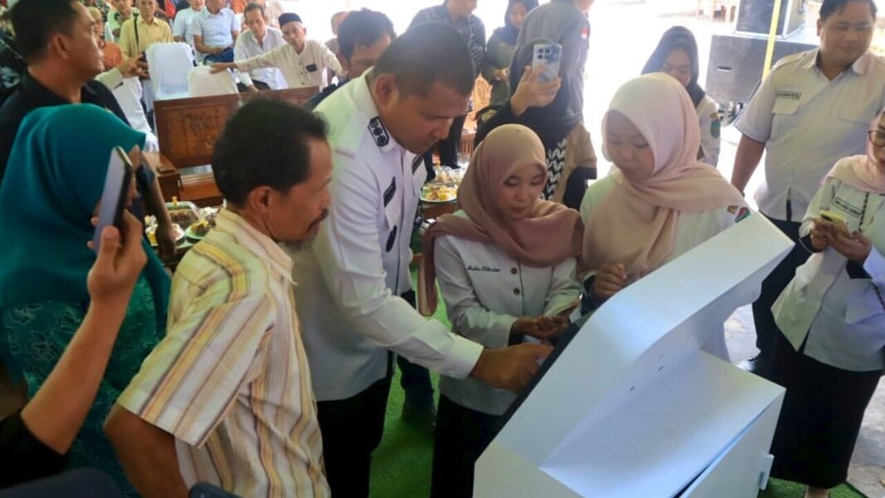Desa Karangan Resmi Terapkan DIGIDES, Pelayanan Administrasi Kini Bisa Diakses 24 Jam dari Rumah
