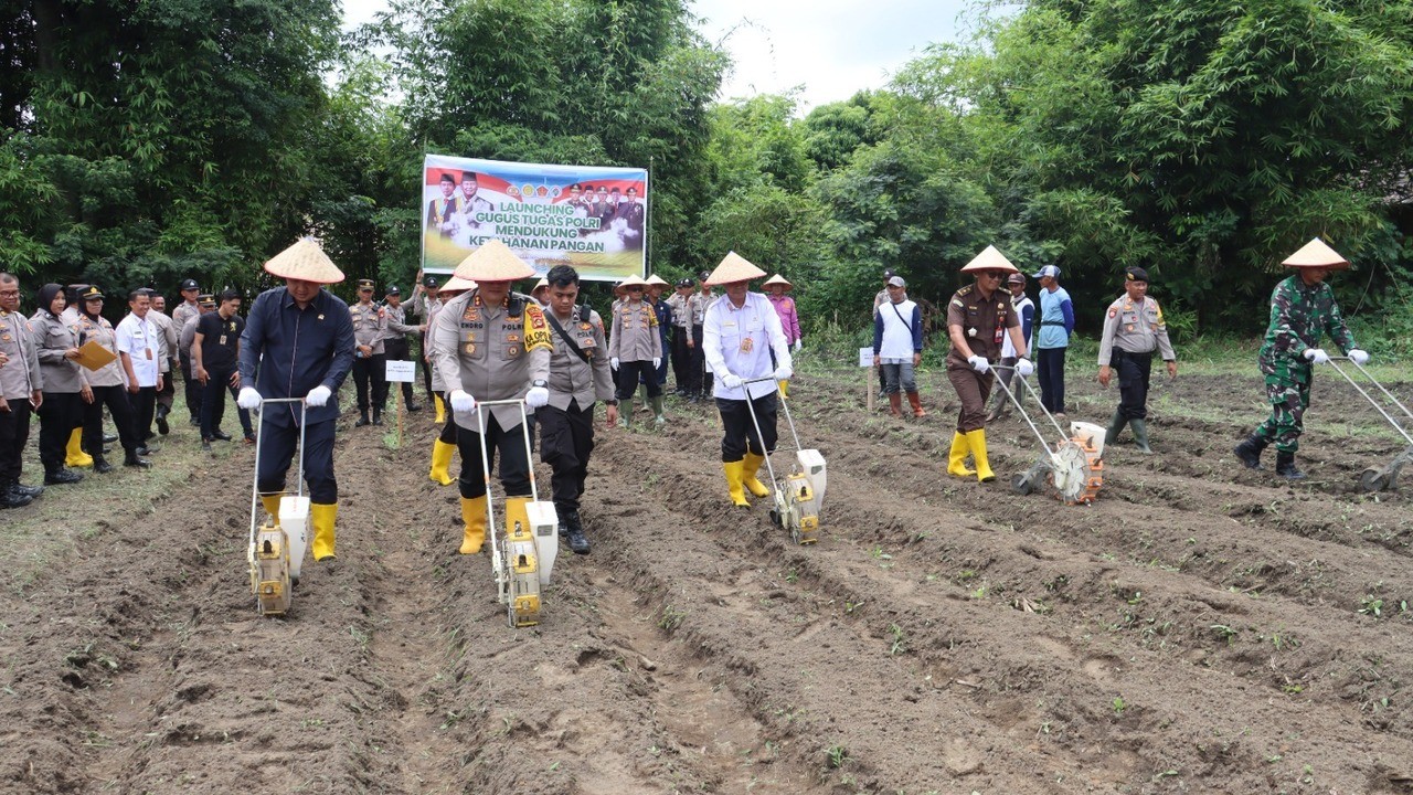 Launching Gugus Tugas Ketahanan Pangan, Kapolres Prabumulih: Ketahanan Pangan Harus Dimulai dari Tingkat Desa