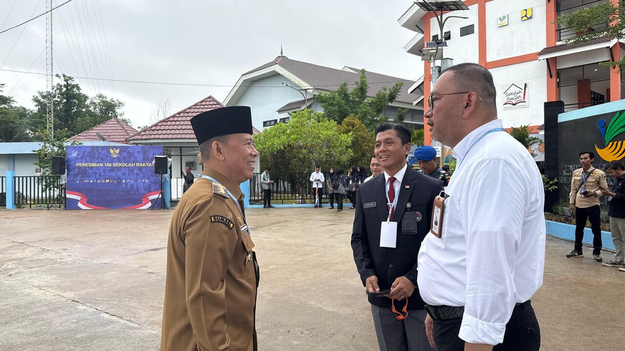 Teddy Hadiri Peresmian Sekolah Rakyat Oleh Presiden RI