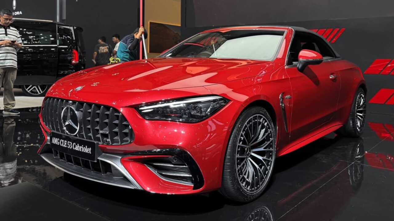 Mercedes-AMG CLE 53 Cabriolet 2025: Perpaduan Liar Antara Kecepatan dan Teknologi tampa Kompetitor