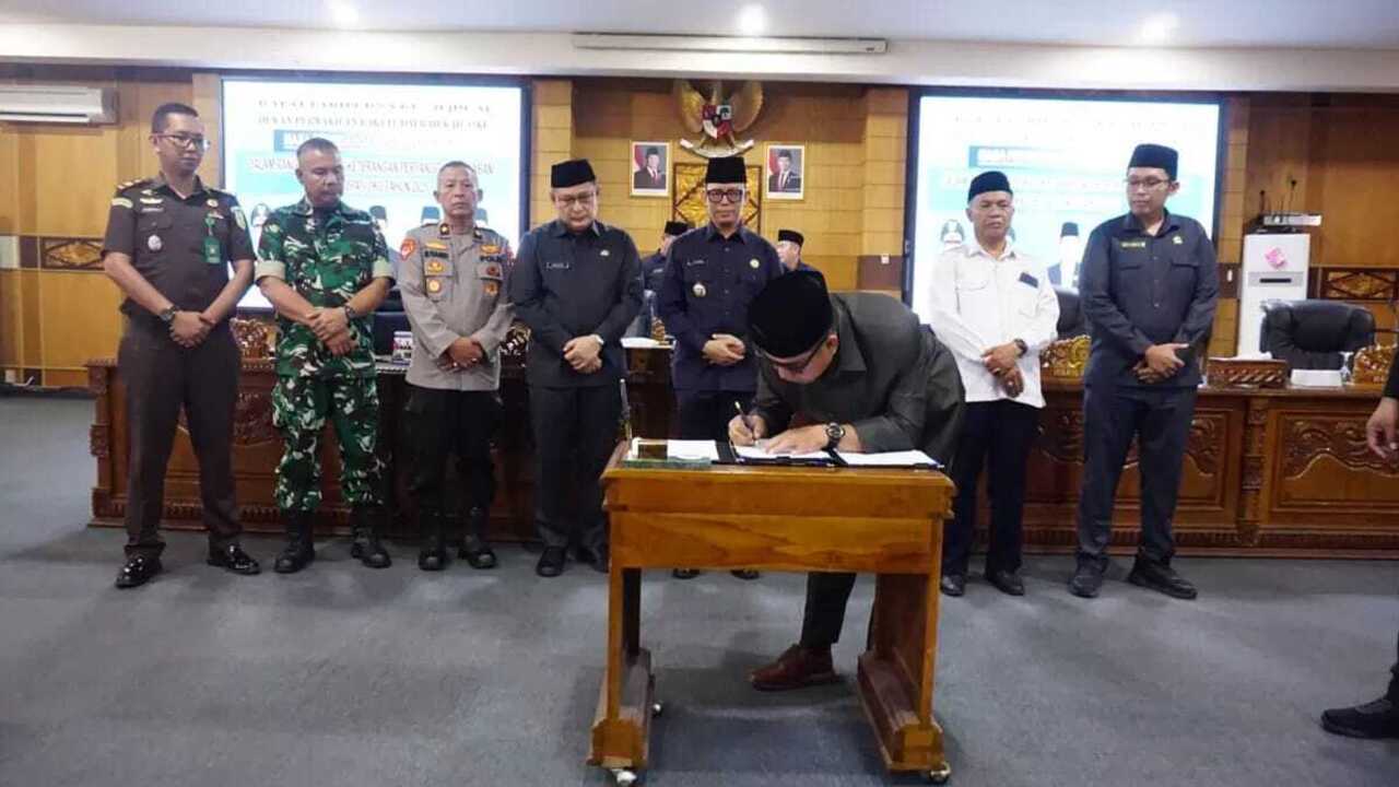 DPRD OKU Sahkan Prolegda 2026, Fokus Tata Ruang hingga Pesantren