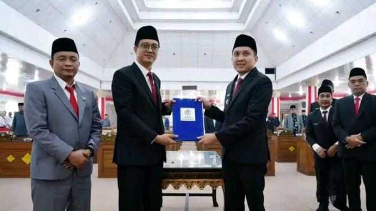 Pemkab dan DPRD Ogan Ilir Gelar Paripurna Pengambilan Keputusan, Segini APBD 2027