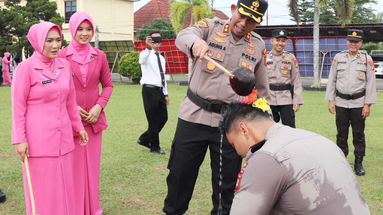 37 Personel Polres Mura Naik Pangkat, Kapolres Ingatkan Hal Ini!  