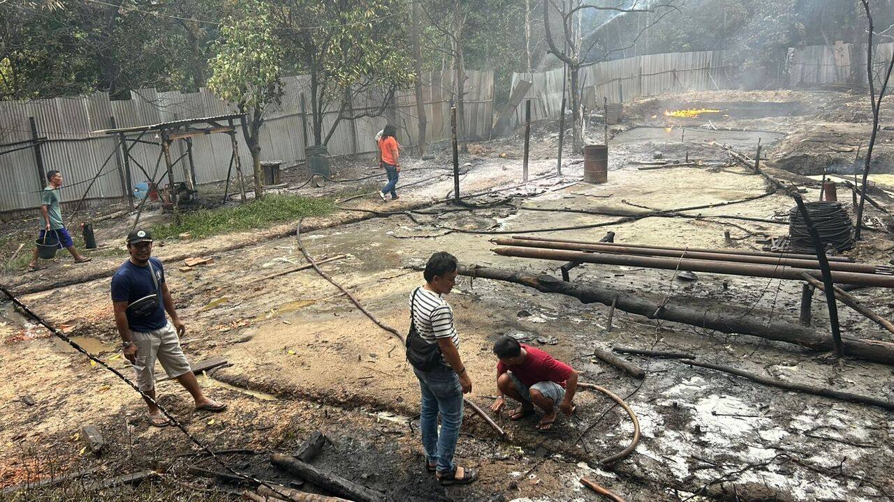 Sumur Minyak Tradisional Kaliberau Terbakar, 5 Orang Alami Luka