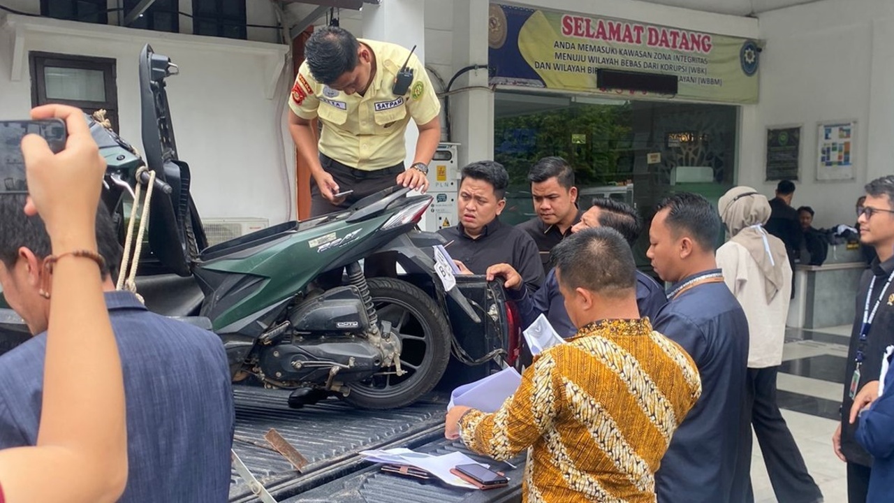 Bawa Bukti Motor Rampasan ke PN Kayuagung, Hajidin Ajukan PK