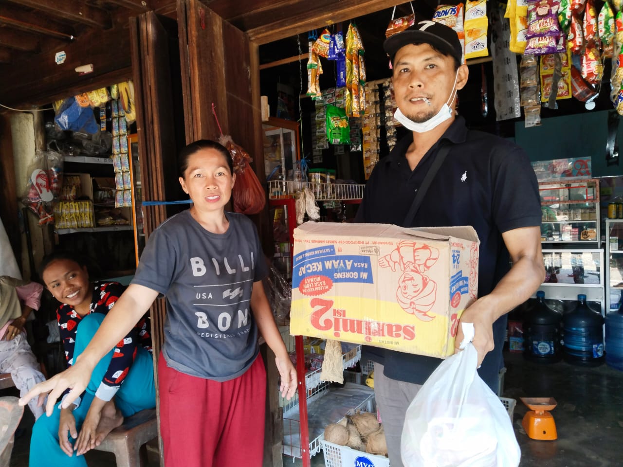 PMI Beri Bantuan Perlengkapan Sekolah Untuk Korban Banjir di OKU