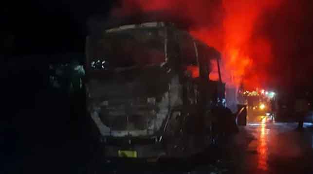 Bus ALS Hangus Terbakar, 30 Penumpang Selamat