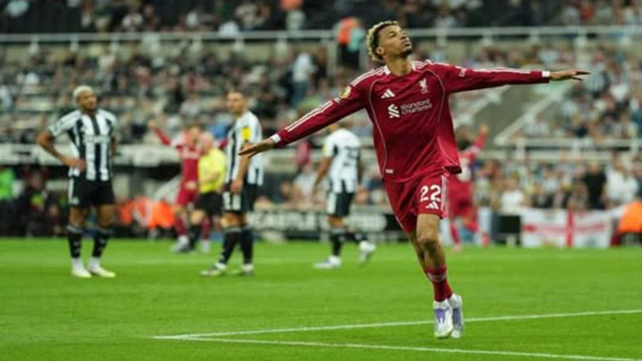 Hasil Liverpool vs Newcastle United: The Reds Menang Dramatis