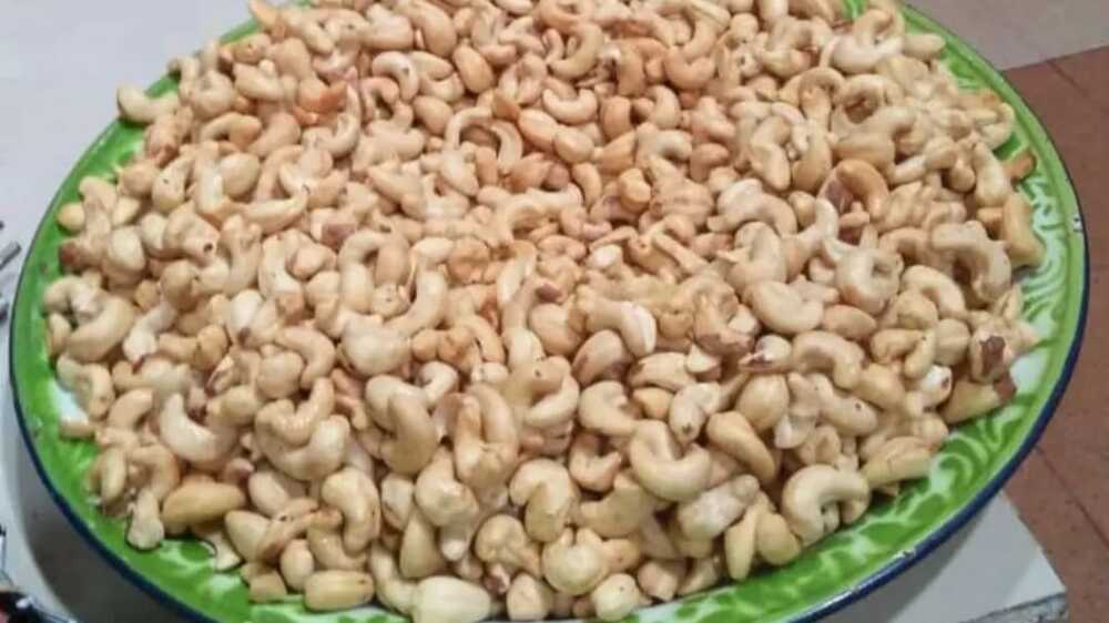 Kacang Mete: Camilan Lezat yang Penuh Nutrisi dan Kesehatan