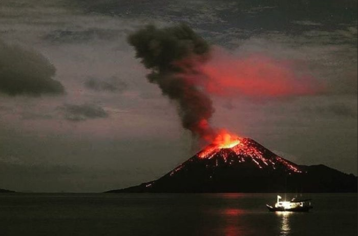 9 Gunung Paling Angker di Indonesia, Bahkan Ada Yang Dijadikan Sebagai Tempat Pesugihan 