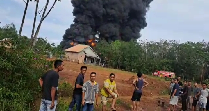 Penimbunan BBM di Muara Enim Kembali Terbakar