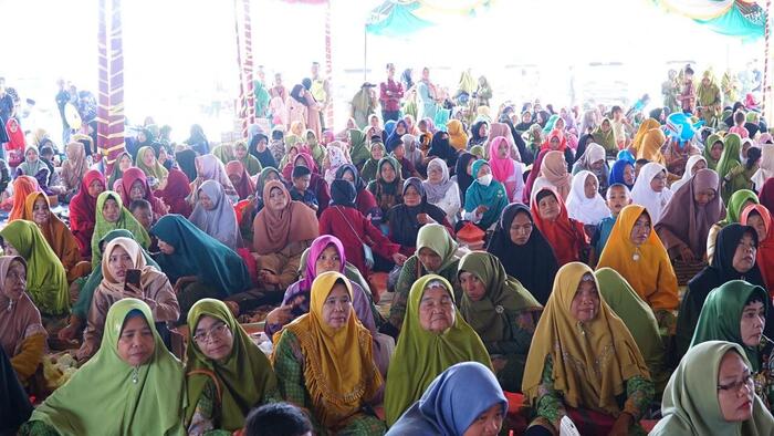 Hadiri Bersih Desa di Kabupaten OKU, Herman Deru  Dengar Langsung Keluhan Warga 
