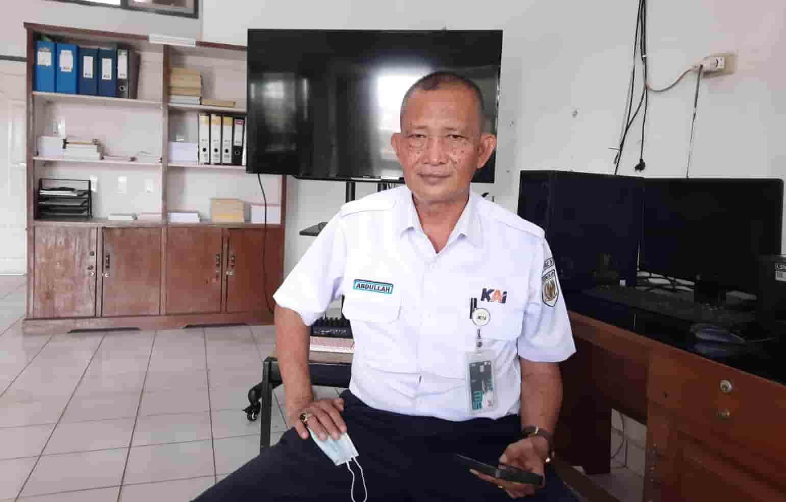 Rel Kereta Api di Kabupaten OKU Amblas, Ratusan Penumpang Batal Diberangkatkan ke Tanjung Karang