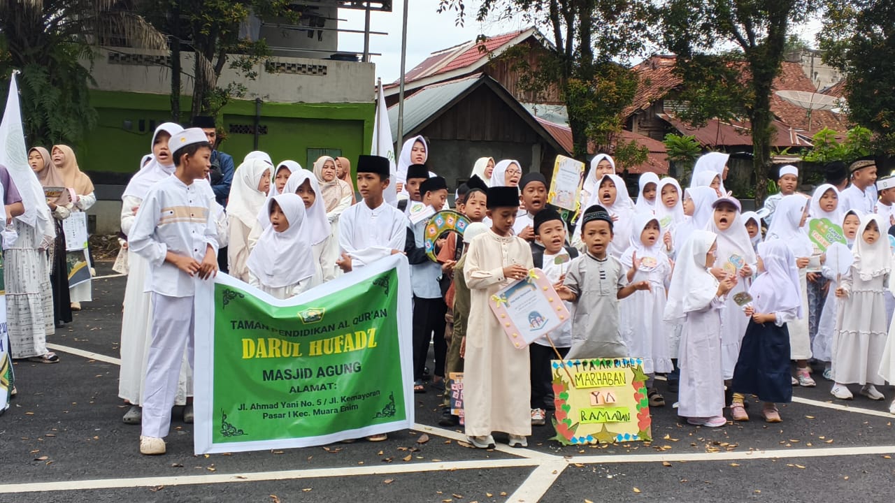 Gelar Pawai Ta'aruf, Ratusan Anak TPA Sambut Ramadhan