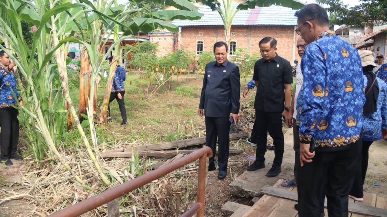 Bupati Segera Perbaiki 2 Jembatan Penyebarangan Sungai Aur