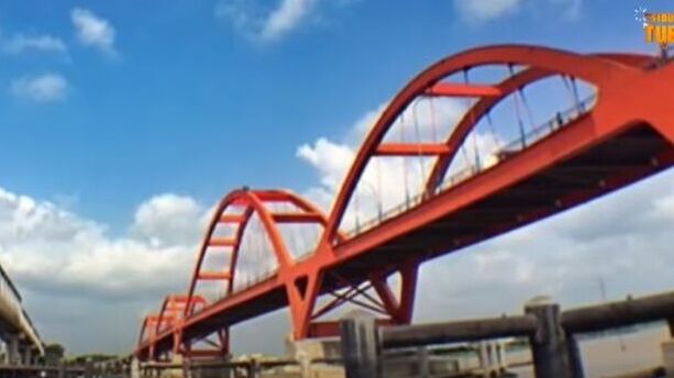 MERINDING! Ini 7 Jembatan Paling Angker di Indonesia, Nomor 1 Ada di Kota Pempek..