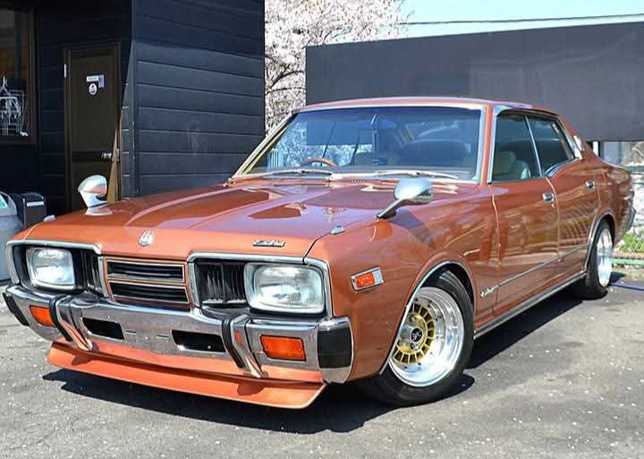 Nissan Cedric 1979: Mobil Pejabat Era Jadul yang Tetap Mewah.