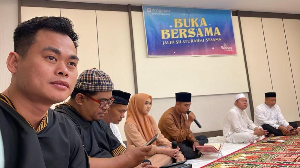 Berbagi Kebaikan: Wyndham Opi Hotel Palembang Sambut Ramadhan dengan Kegiatan CSR