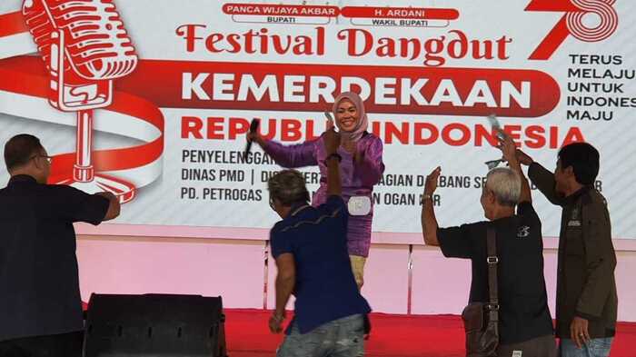 Wartawan Sumek.Co Raih Juara Dua Dalam Ajang Festival Dangdut Kemerdekaan RI Ke-78 Wakili PWI Ogan Ilir