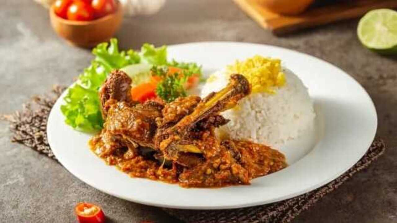 Bebek Cemeng: Kuliner Unik yang Sedang Naik Daun di Kalangan Pecinta Kuliner