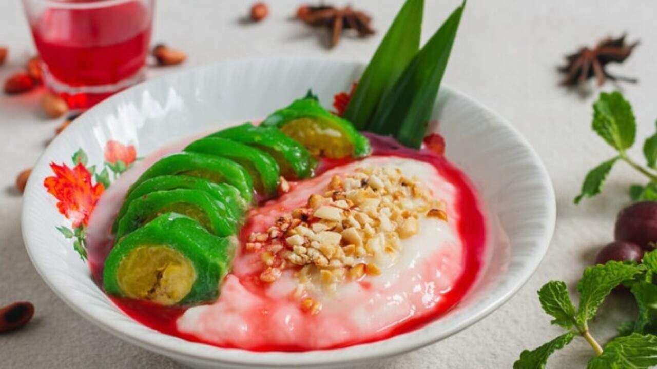 Es Pisang Ijo, Kuliner Khas Makassar yang Tetap Digemari dan Menyegarkan