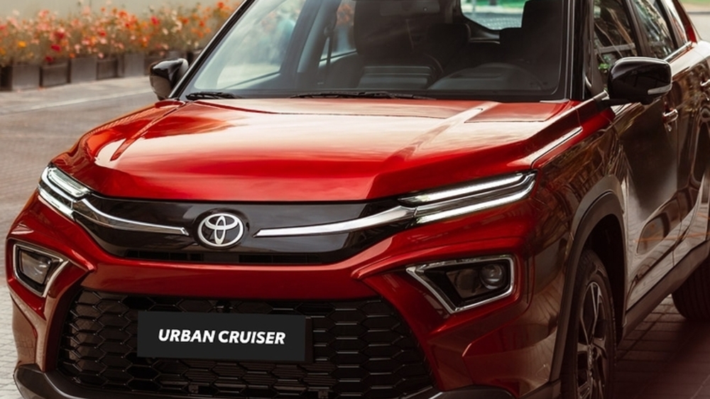 Urban Cruiser Hyryder vs Suzuki Brezza: Duel Gaya dan Keunggulan Teknologi di Panggung Otomotif