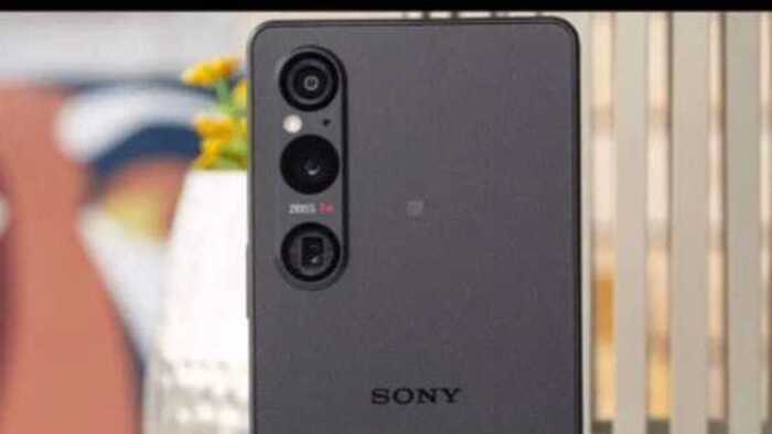 Sony Xperia 1 V, HP smartphone Kaya Inovasi Fitur dengan Layar Kaca yang Tahan Benturan